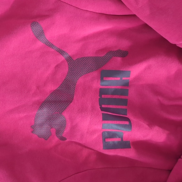 Hot pink Puma sweatshirt - Picture 2 of 3